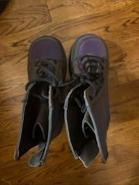 Women's Lace-Up Iridescent Purple Boots